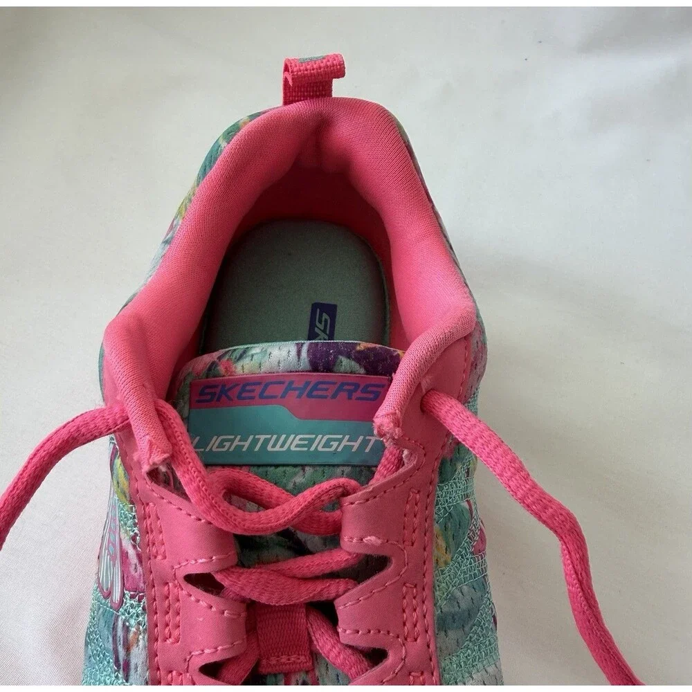 Skechers Womens Sneakers Spring Essential Tropical Floral Pink Multicolor 6.5